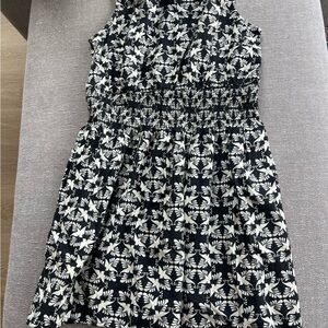 Universal Thread Black and White Floral Midi Dress